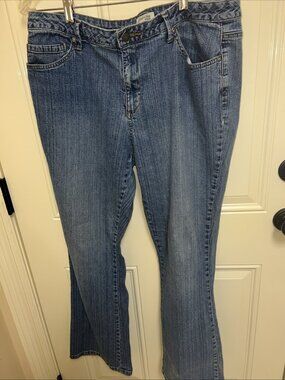 St. Johns Bay Women's Stretch Boot Cut Hi Rise Blue Stonewashed Jeans Sz 16